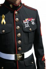 marine corps uniform with yellow ribbon